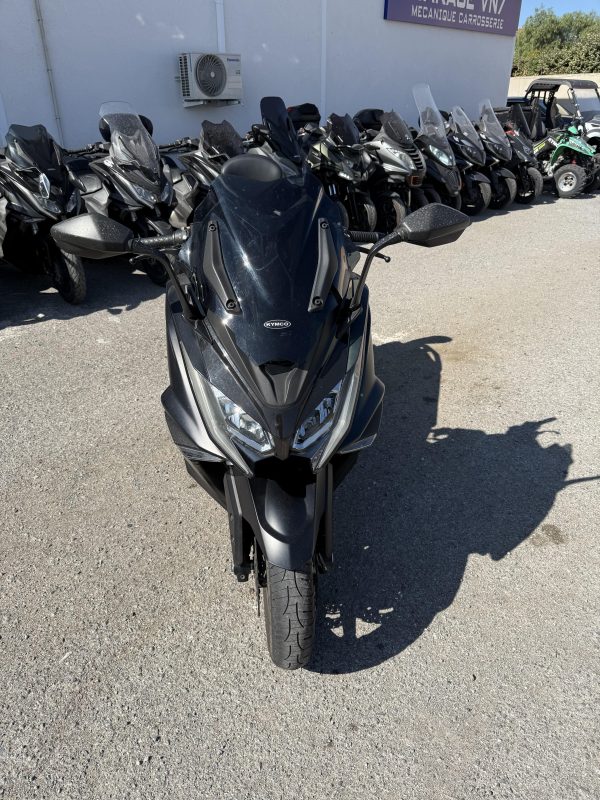 KYMCO AK 550