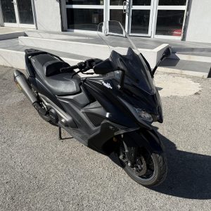 KYMCO AK 550